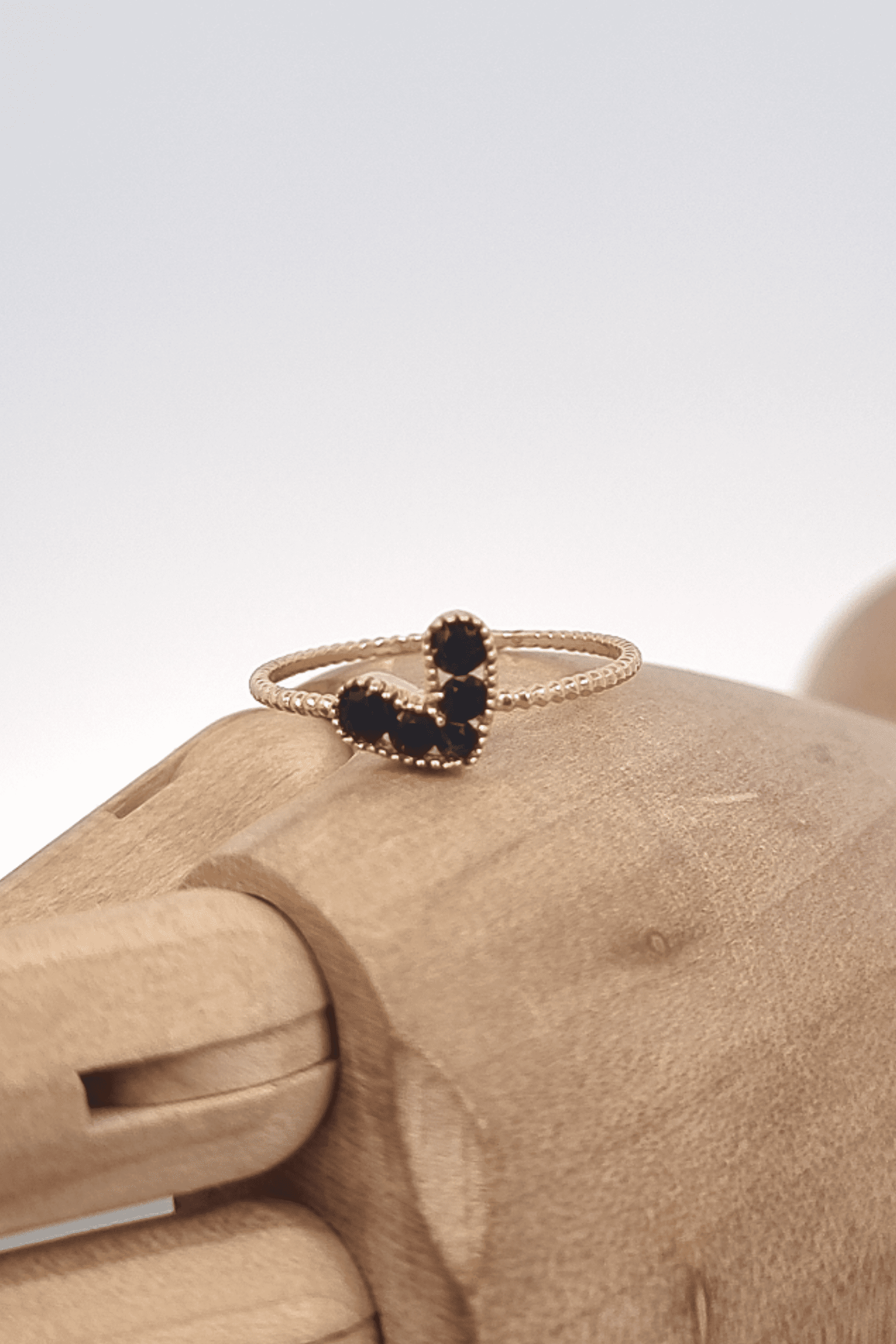 Anillo corazón Zafiros 0,35 CT