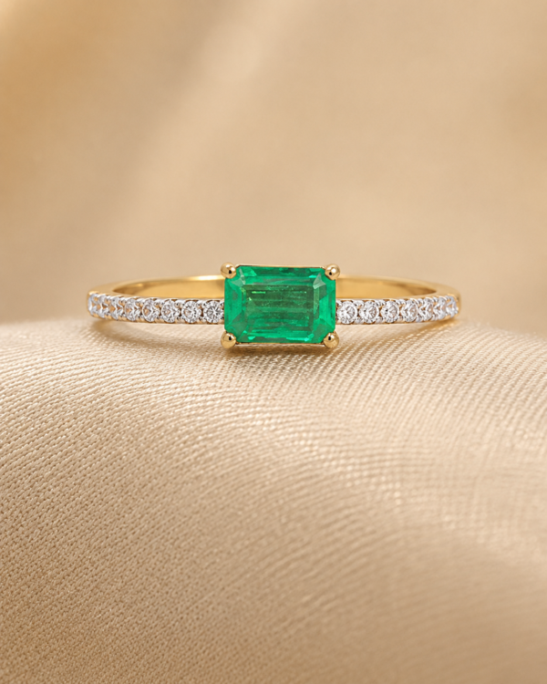 Anillo Esmeralda Élite